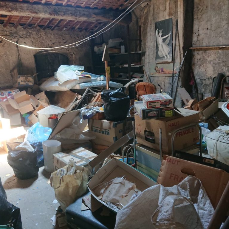 Vide Maison Encombrée